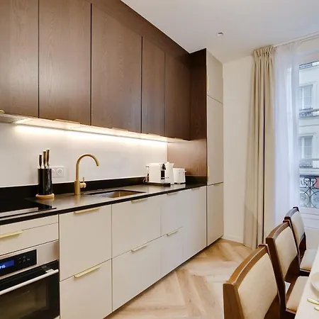 Luxurious - 3bdr-8p - Bastille